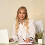 Ginecologia e Obstetrícia - Diretora da Sociedade Brasileira de Medicina da Obesidade (SBEMO)